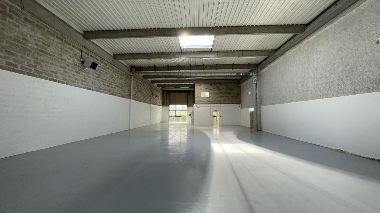 Entrepôt Coignières 1314m² Location entrepôt Coignières Yvelines OLLOG2001318 2